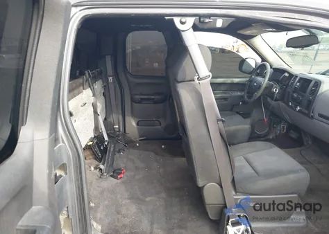 2010 Chevrolet Silverado 1500 Ls z USA, uszkodzony, nr VIN 1GCSCREA2AZ189494